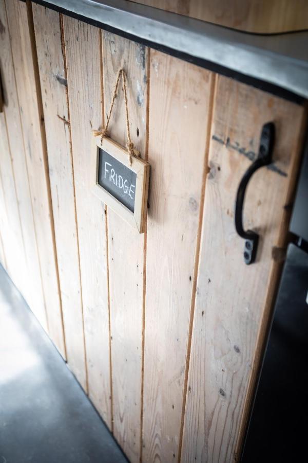 The Walled Garden At Cheshire Boutique Bathhouse 낸트위치 외부 사진